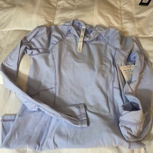 Lululemon long sleeve size 6